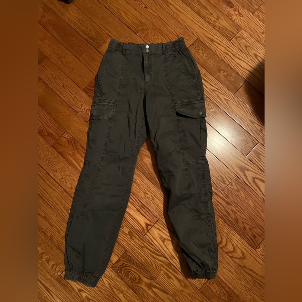 Garage Cargo Pants (size S)